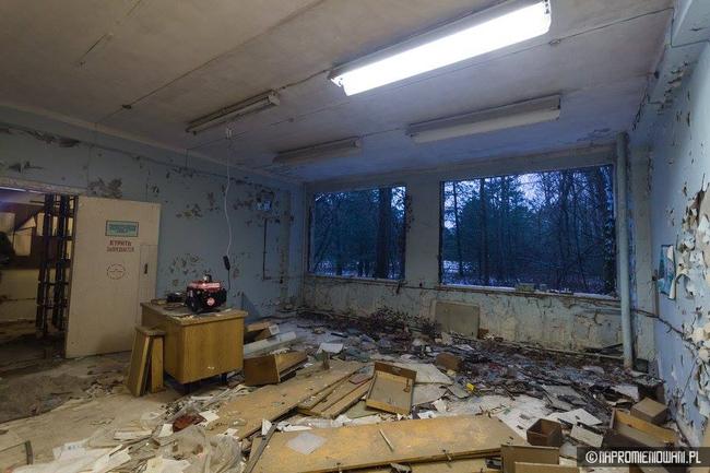 Φωτογράφος ανάβει τα φώτα στο Τσέρνομπιλ 30 χρόνια μετά την πυρηνική καταστροφή [ΦΩΤΟΓΡΑΦΙΕΣ]