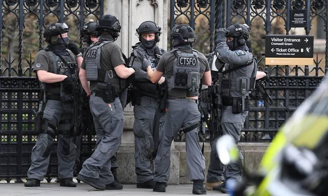 O ISIS ανέλαβε την ευθύνη για την επίθεση στο Λονδίνο