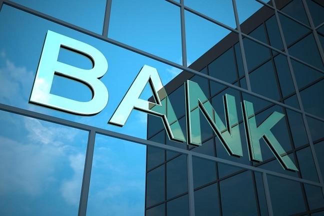 Πως 37 τράπεζες στις ΗΠΑ έγιναν 4 μεγαθήρια
