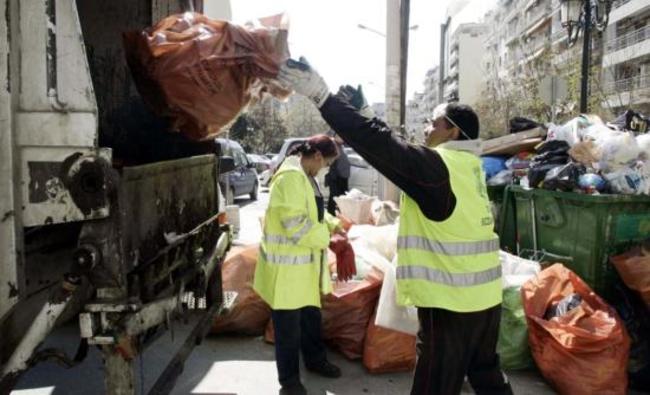 Ανέστειλε την απεργία η ΠΟΕ - ΟΤΑ - Ξεκινά η αποκομιδή των σκουπιδιών