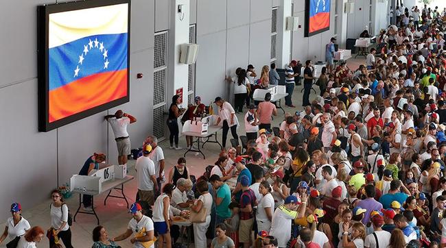Bενεζουέλα: 7,2 εκατομμύρια πολίτες κατά του Μαδούρο