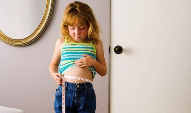 Ποια είναι τα πρώιμα σημάδια διατροφικών διαταραχών σε παιδιά και εφήβους - Τι να προσέξουν οι γονείς