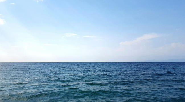 Η ποιότητα των υδάτων στις ακτές της Βάρης, Βούλας, Βουλιαγμένης