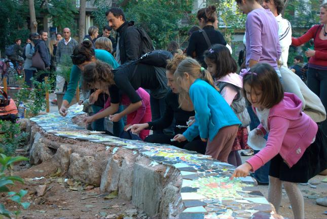 Χαρούμενες παιδικές Κυριακές στο αυτοδιαχειριζόμενο Πάρκο Ναυαρίνου