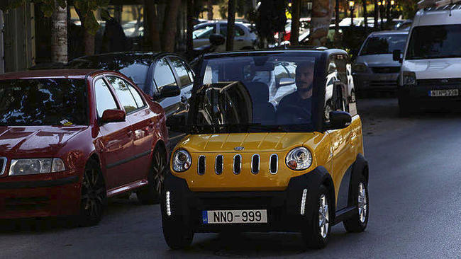 Το πρώτο ελληνικό ηλεκτρικό αυτοκίνητο καταναλώνει μόλις 1€/100km και φορτίζεται σε απλή οικιακή πρίζα! [photos]