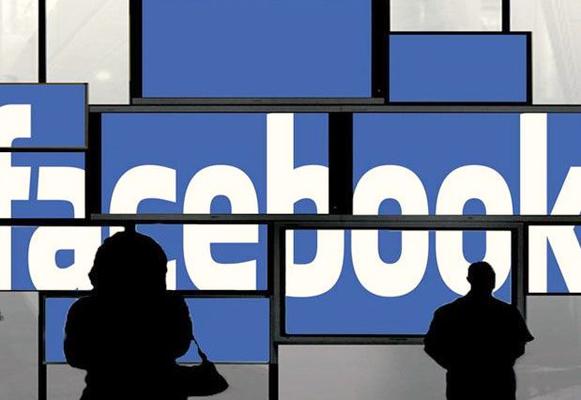 Το Facebook 'κατεβάζει' τις αναρτήσεις που έχουν σχέση με με Αλ Κάιντα και ISIS