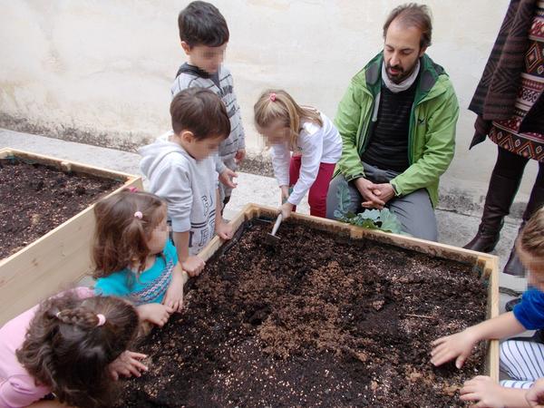 Λαχανόκηποι στους παιδικούς σταθμούς! Το παράδειγμα της Πετρούπολης