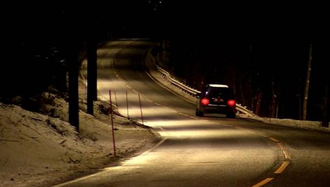 Νορβηγία: "Έξυπνα" φώτα στους δρόμους ανάβουν μόνο όταν χρειάζεται [ΒΙΝΤΕΟ]