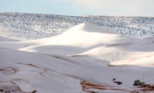 Χιόνισε στην έρημο Σαχάρα