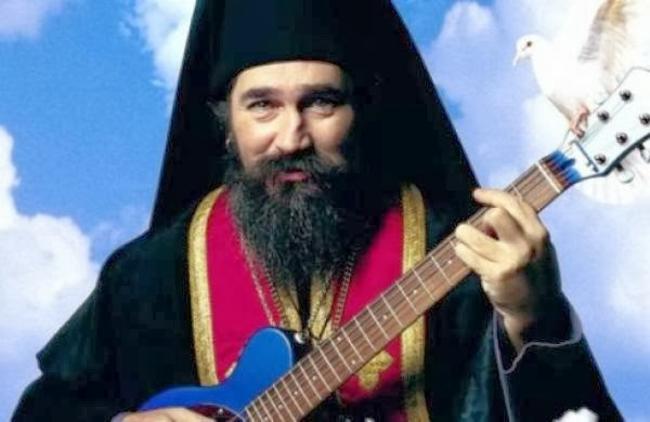 Tζίμης Πανούσης Είναι ντροπή να ψηφίσουμε ναι