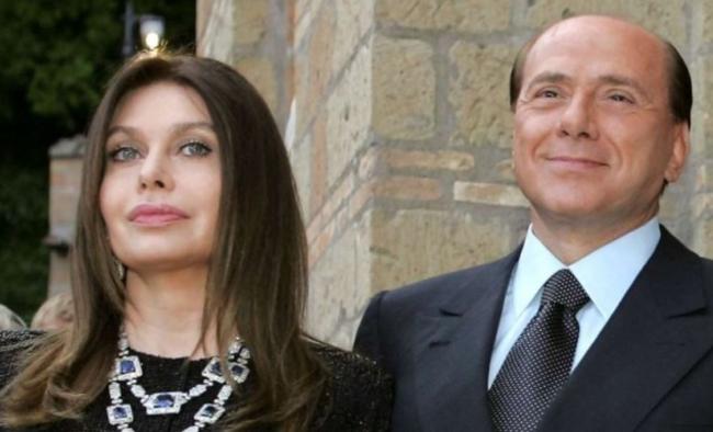 Στο Ανώτατο Δικαστήριο πάει τον Μπερλουσκόνι η πρώην σύζυγος του επειδή έκοψε τη διατροφή των 1,4 εκατομμυρίων ευρώ το μήνα