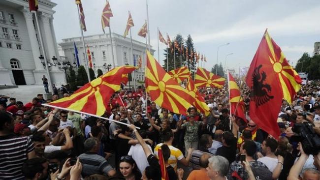 Βρετανία: Ένταξη της ΠΓΔΜ στο ΝΑΤΟ και χωρίς λύση για την ονομασία
