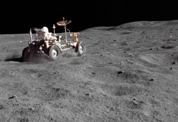 Σελήνη: Μια χωματερή 181 τόνων διαστημικών σκουπιδιών