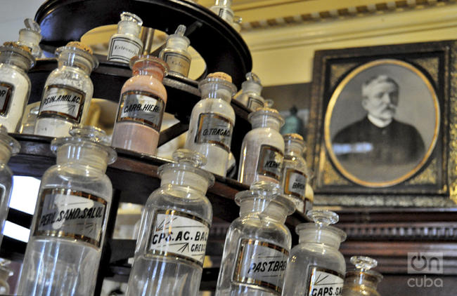Αυτό είναι το μοναδικό στον κόσμο καλά διατηρημένο φαρμακείο του 19ου αιώνα [PHOTOS]