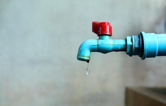 Τεχνική πραγματογνωμοσύνη για τα αίτια διακοπής στην υδροδότηση θα ζητήσει η ΕΥΑΘ