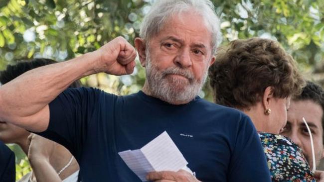 Βραζιλία: Ακόμη και από τη φυλακή ο Λούλα παραμένει το φαβορί των προεδρικών εκλογών