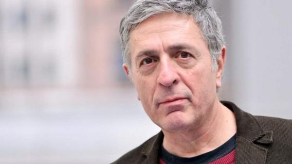 Στέλιος Κούλογλου: «Ζούμε στο 1984 του Οργουελ και του κάνουμε και like»