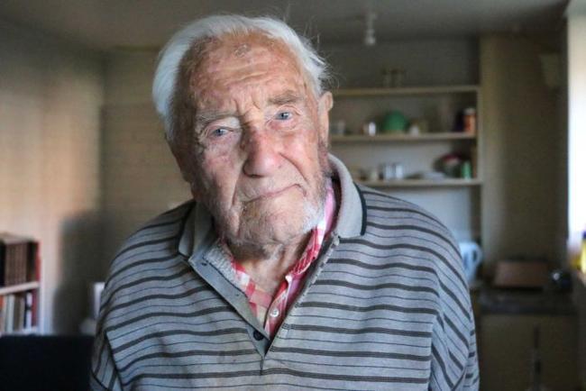 Αυστραλός επιστήμονας 104 ετών ταξιδεύει στην Ελβετία για να βάλει τέλος στη ζωή του