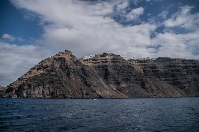 Την αρχαία ηφαιστειακή νήσο Καμένη πριν από τη μινωική έκρηξη στην καλδέρα της Σαντορίνης «ζωντανεύει» μια νέα μελέτη