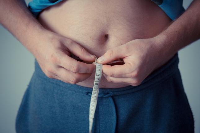 Έρευνα - Τι φοράνε οι παχύσαρκες γυναίκες και οι παχουλοί άντρες