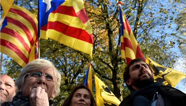 Πράσινο φως της Μαδρίτης στη νέα καταλανική κυβέρνηση Πράσινο φως της Μαδρίτης στη νέα καταλανική κυβέρνηση
