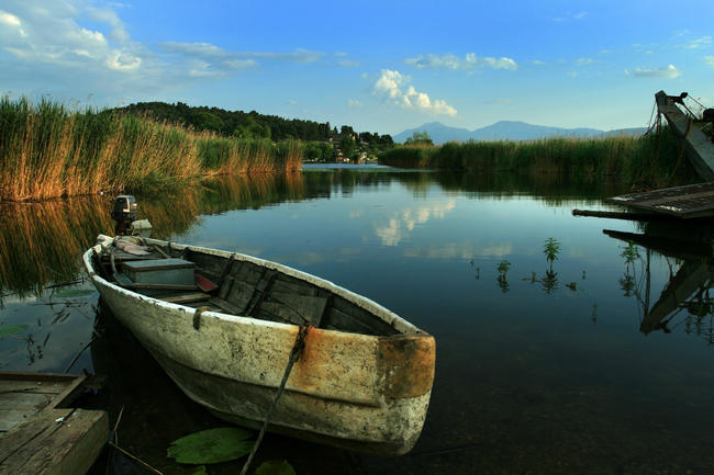 Μια από τις παλαιότερες λίμνες της Ευρώπης βρίσκεται στα Ιωάννινα: Πώς ζούσαν εκεί οι άνθρωποι 20.000 πριν