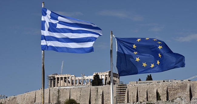 Bloomberg: Τα βασικά μέτρα που εξετάζονται για το ελληνικό χρέος