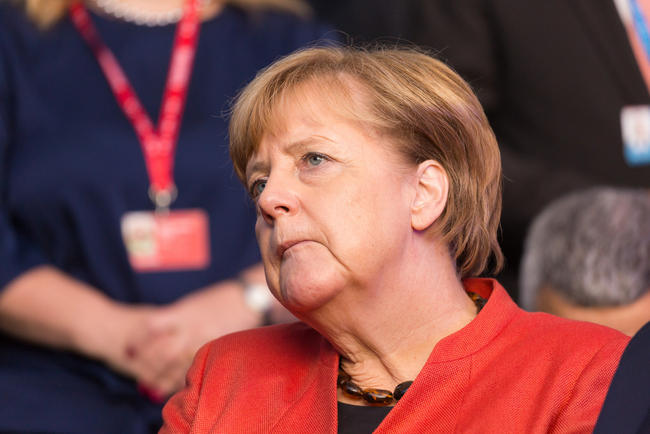 Δύο στους πέντε Γερμανούς επιθυμούν την παραίτηση της καγκελαρίου Μέρκελ