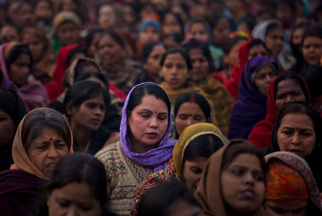 Ινδία: Πέντε ακτιβίστριες κατά του τράφικινγκ έπεσαν θύματα ομαδικού βιασμού