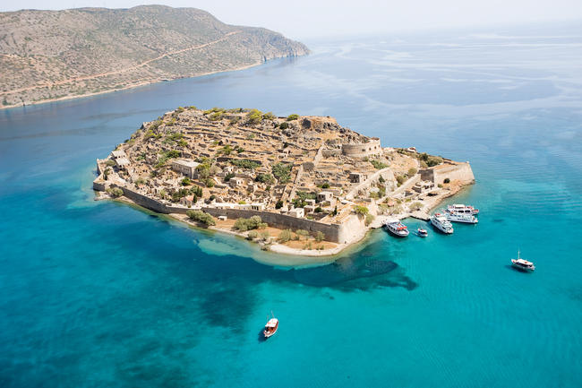 Αυτό είναι το πρώτο σε επισκεψιμότητα νησάκι της Κρήτης - Από "κολαστήριο", πόλος έλξης χιλιάδων τουριστών