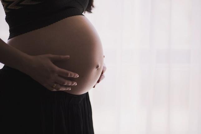 Τεχνητή ωοθήκη θα επιτρέψει στο μέλλον σε στείρες γυναίκες ή καρκινοπαθείς να γεννήσουν