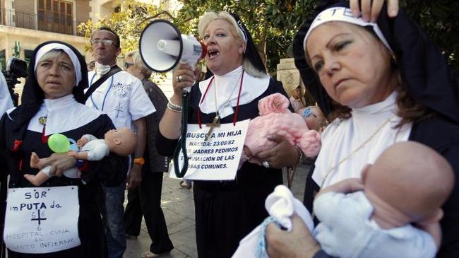 Επαναλαμβάνεται η δίκη των «κλεμμένων μωρών» επί καθεστώτος Φράνκο