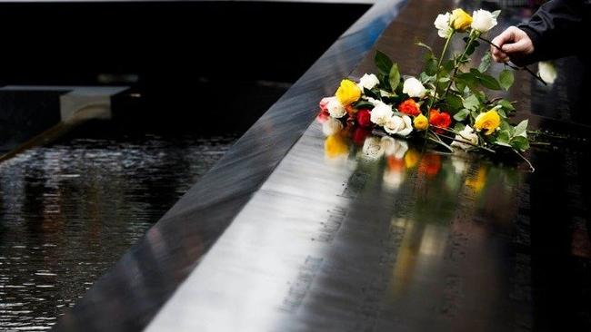 11η Σεπτεμβρίου: Δεκαεπτά χρόνια μετά τις τρομοκρατικές επιθέσεις δεν έχουν ακόμη ταυτοποιηθεί τα λείψανα 1.100 θυμάτων