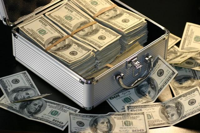 Λιβερία: Χαρτονομίσματα αξίας 100 εκατομμύριων αμερικανικών δολαρίων εξαφανίστηκαν στον δρόμο προς την κεντρική τράπεζα