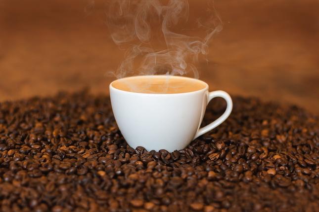 Μπορεί ο καφές να μας βοηθήσει να χάσουμε περισσότερα κιλά;