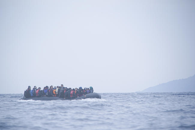 Τέσσερις νεκροί, 30 αγνοούμενοι σε ναυάγιο ανοικτά της Χίου