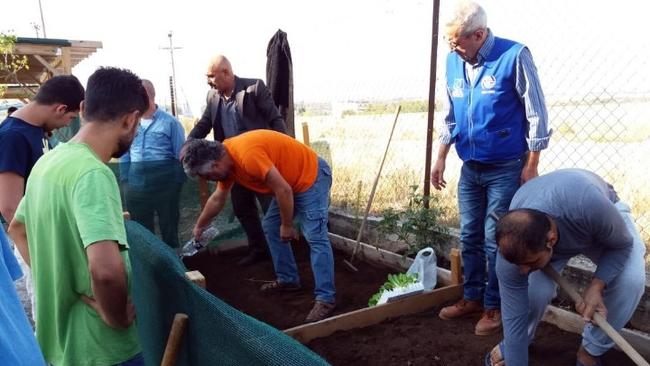 Λαχανόκηπος στην ανοικτή δομή φιλοξενίας προσφύγων στη Δράμα