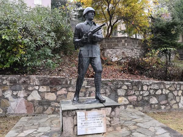 Β. Τσιαβαλιάρης, ο πρώτος Έλληνας στρατιώτης που θυσιάστηκε στο έπος του ΄40