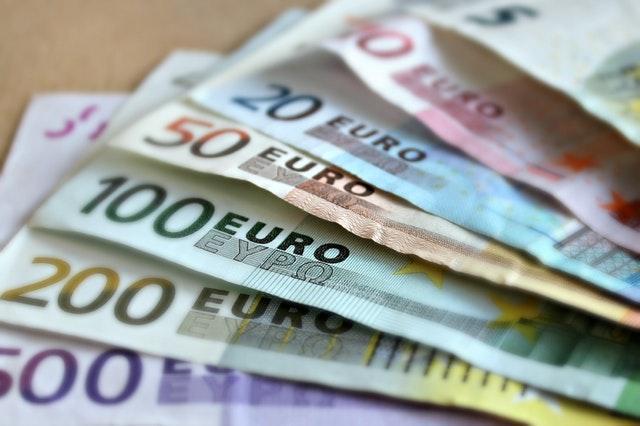 Εφορία: Οι 11 παραβάσεις που τιμωρούνται με πρόστιμο έως 2.500 ευρώ