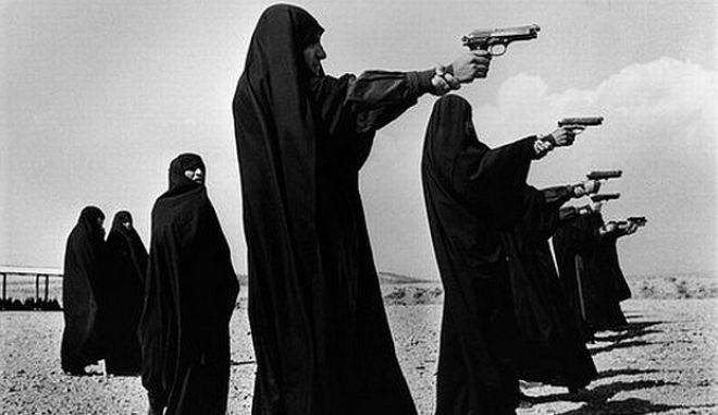 Οι "72 παρθένες" γυναίκες-καμικάζι: Γιατί ανατινάζονται για το ISIS