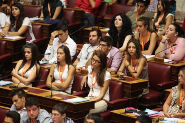 «Θα φοράμε ό,τι θέλουμε – Θα εκλέγουμε τους ικανότερους»