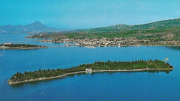 Αγία Τριάδα Ευβοίας: Το ονειρικό νησί στην Ερέτρια ξεπουλιέται 15 εκατομμύρια ευρώ