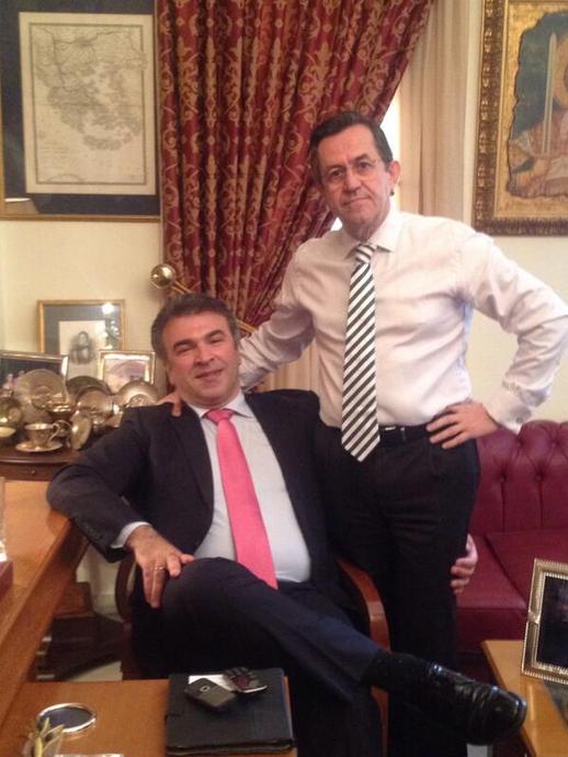 Συλλεκτική φωτογραφία του Νικολόπουλου