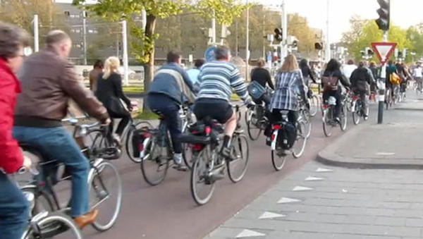 Μία τυπική μέρα στην Ολλανδία (βίντεο)