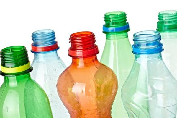 Τι μπορείτε να πάθετε από ένα πλαστικό μπουκάλι με νερό;