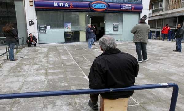 Δημοτικός υπάλληλος στη Θεσσαλονίκη «υποσχόταν» εργασία σε ανέργους