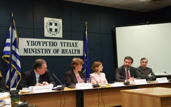 Συνεργασία υπουργείου Υγείας, ΚΕΕΛΠΝΟ με ΠΟΥ για την υγεία των μεταναστών