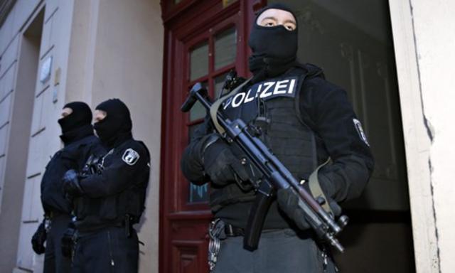 Συλλήψεις υπόπτων για τρομοκρατία και στο Βερολίνο - στρατολογούσαν τζιχαντιστές