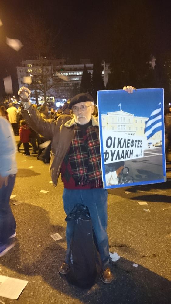 Βδέλες η Ελλάδα πεινάει! Τώρα στο Σύνταγμα