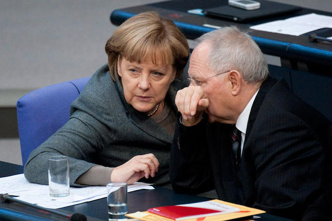 Γερμανός κυβερνητικός εκπρόσωπος, Στέφεν Ζάιμπερτ: Η πρόταση για Grexit έγινε σε συνεργασία με Μέρκελ